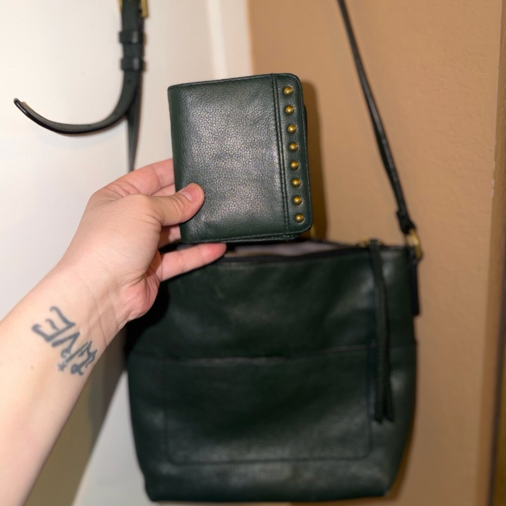 Fossil Forest Green Leather Purse & Wallet